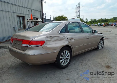 2008 Hyundai Azera Se/Limited z USA, uszkodzony, nr VIN KMHFC46F38A301450